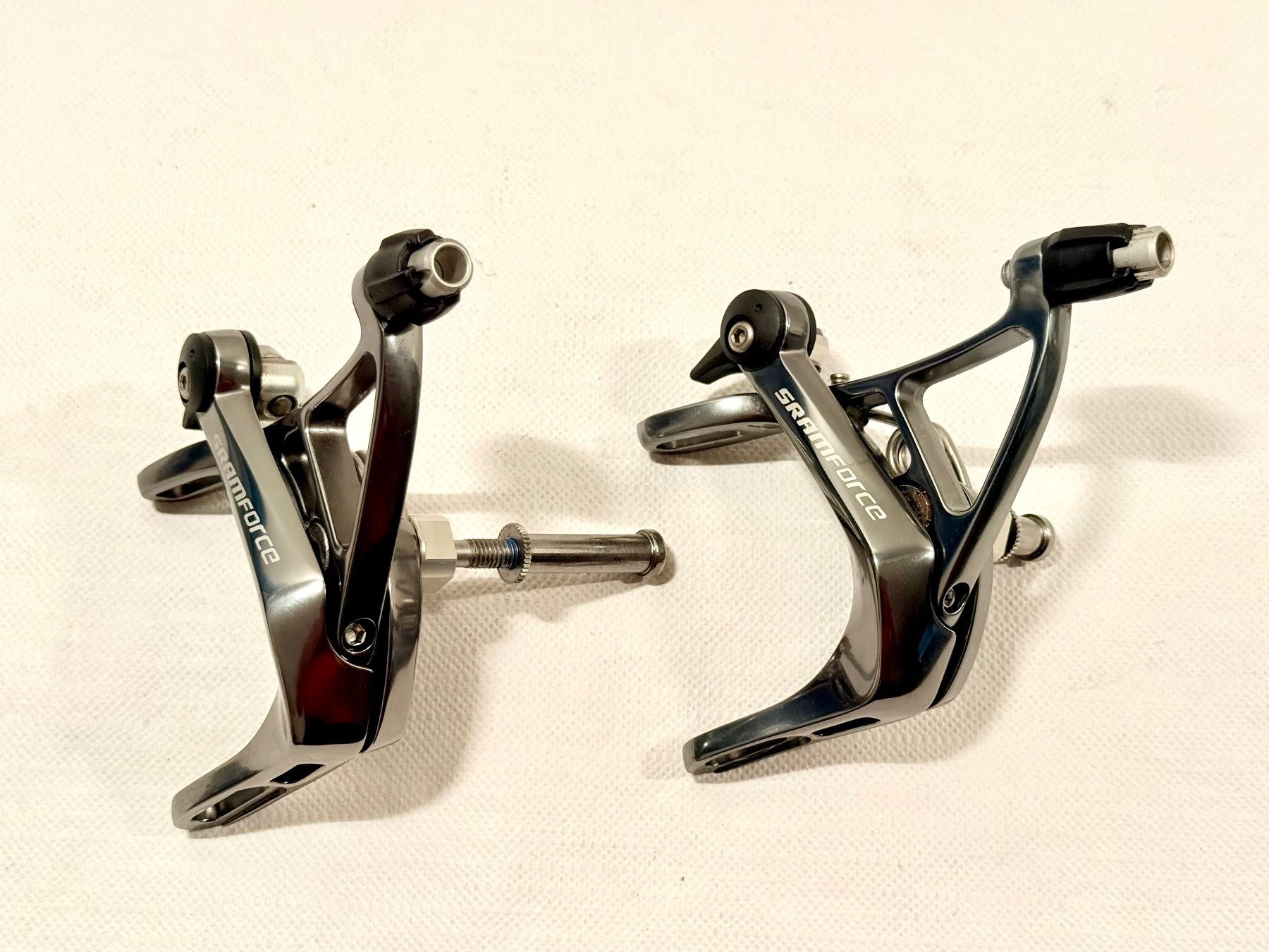 Sram Pezzi di ricambio: SRAM FORCE Bremsen Set V+H TOPZUSTAND 2608 – Usato da Luzern venduto da bikeandbeltcom 1