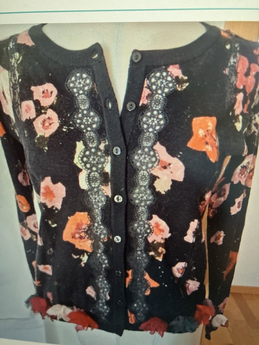 Twinset Giacche: Jäckli von Twin Set – Nuovo (secondo la descrizione) da Belp venduto da Bverona