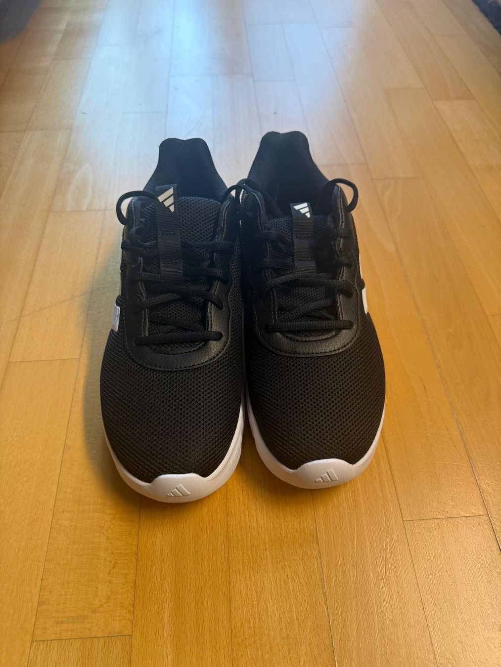 Herrenschuhe: Adidas Schuhe – Neu (gemäss Beschreibung) aus Lutzenberg von elb_tq62 1