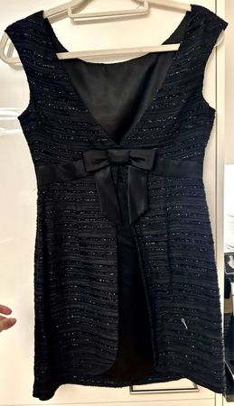 Schwarzes Abendkleid