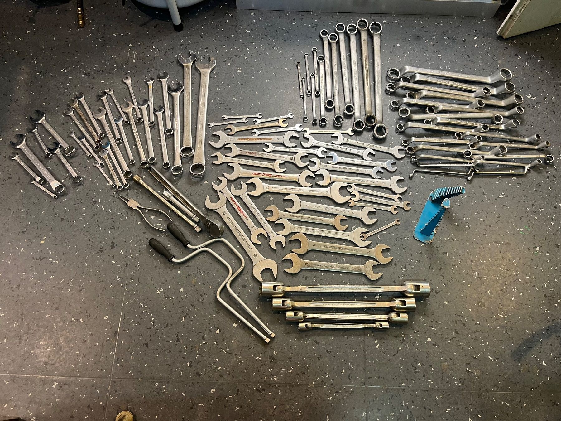 Hazet Tutti gli attrezzi: Grosse Hazet Sammlung 21kg – Nuovo (secondo la descrizione) da Münchenstein venduto da robit01