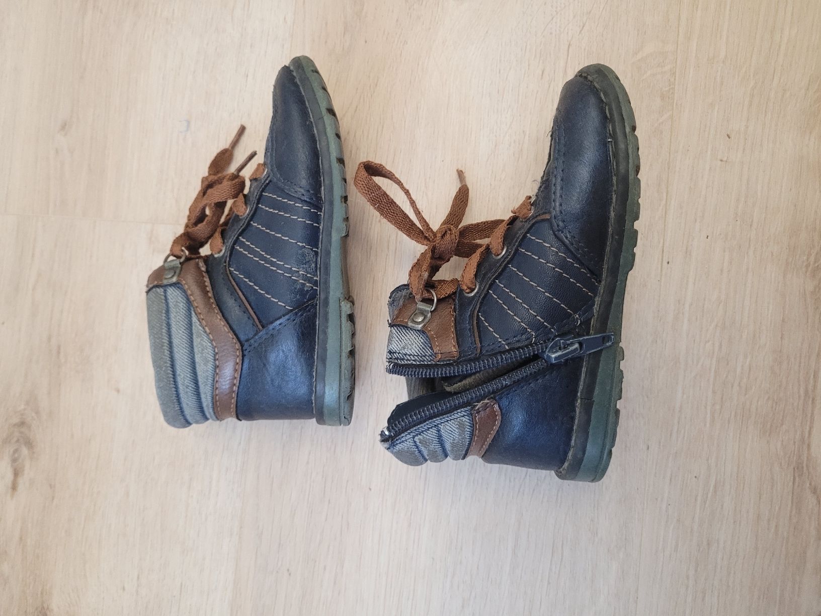 Scarpe per ragazzi: Schuhe Gr. 24 – Usato da Lupsingen venduto da sta_wgg5 2