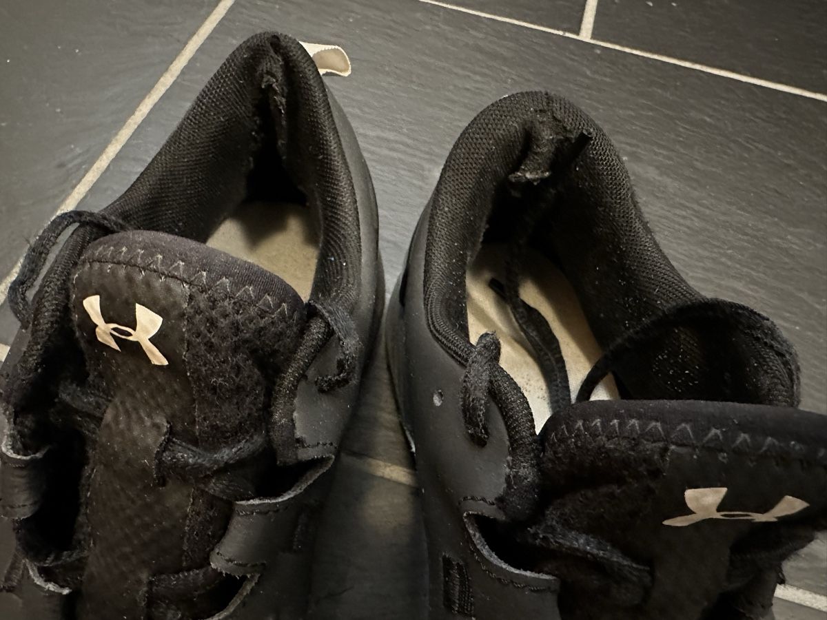 Under Armour Herrenschuhe: Under Armour Trainingsschuhe – Gebraucht aus Chur von Sim7000 6