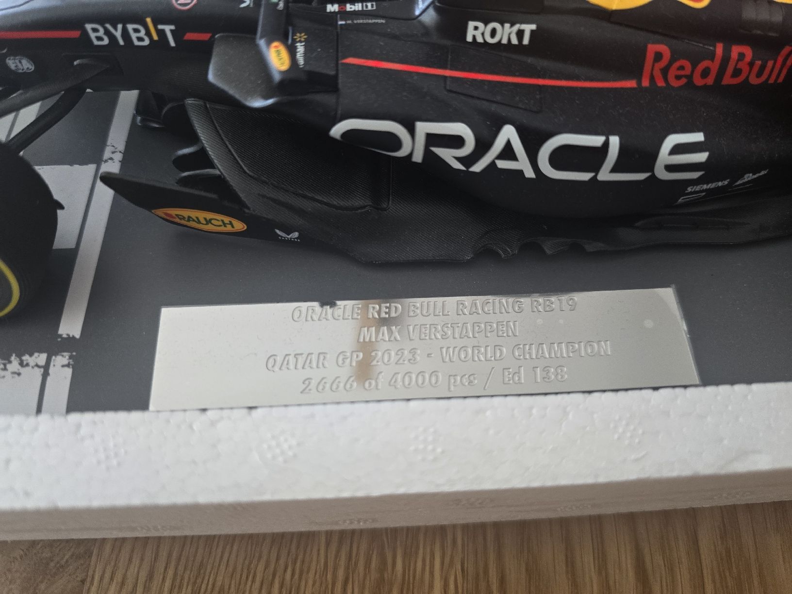 Minichamps Modellini d'auto: Formel1 Modellauto – Usato da Küttigen venduto da SweetChaiLemon 1