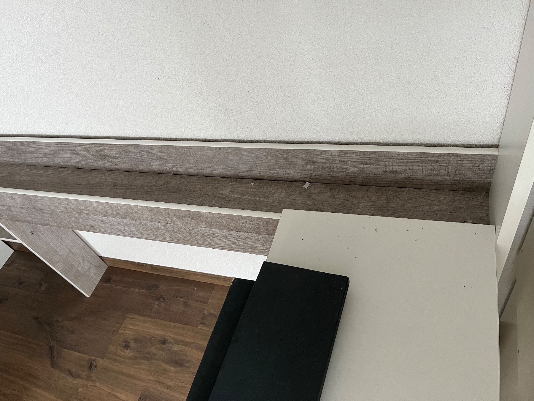 Letti: Lit mezzanine avec bureau et rangement – Usato da Dompierre FR venduto da matmath 6
