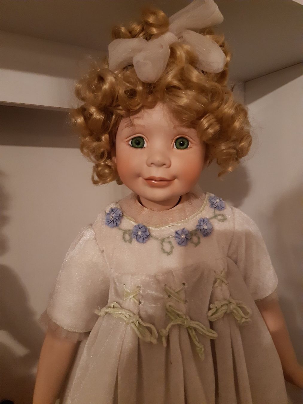 Bambole: Künstlerpuppe Vanessa – Nuovo (secondo la descrizione) da Baden venduto da berlimerli 1
