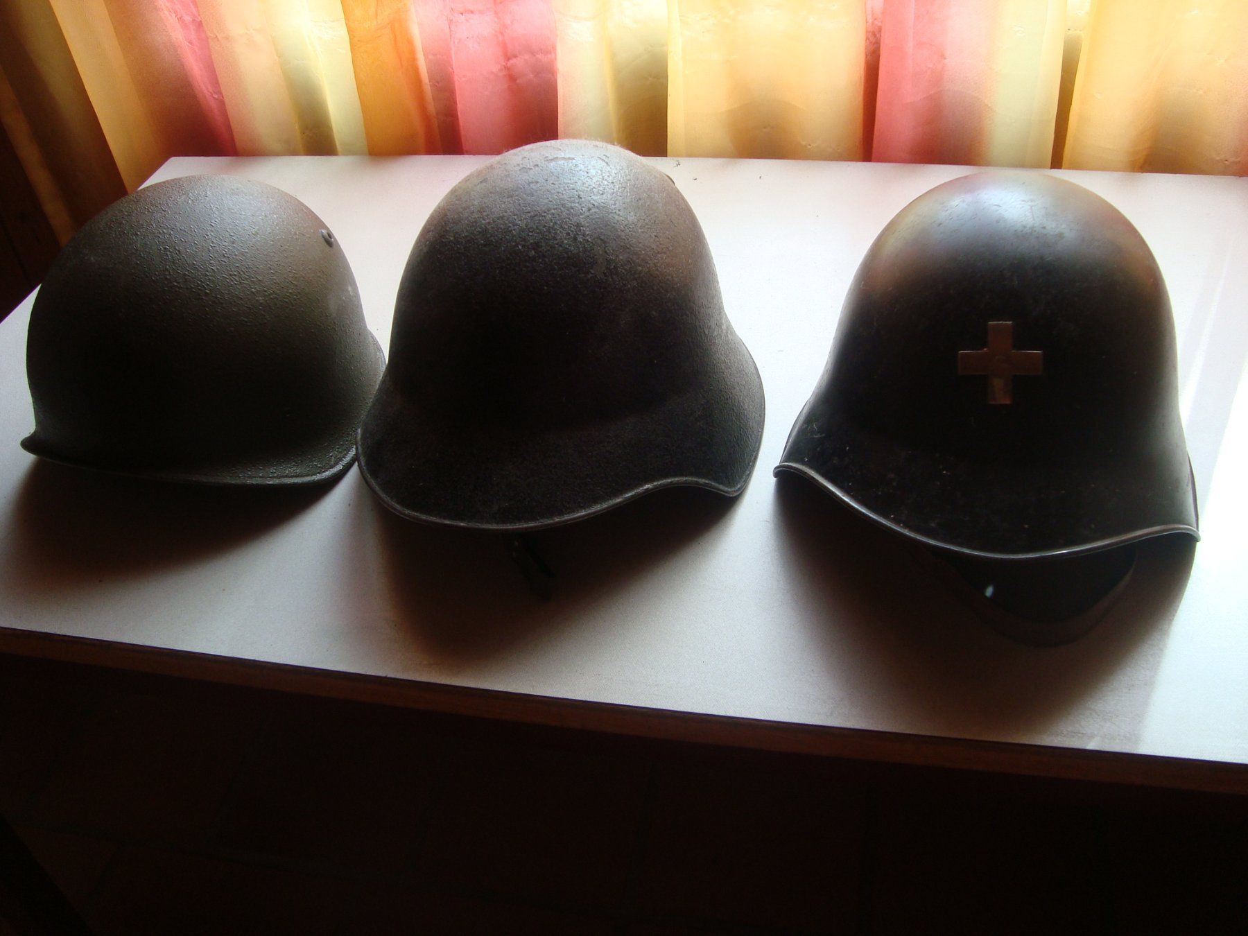 Uniformes & Effets: stahlhelme – D'occasion à Münsingen par Grabliechtli 2