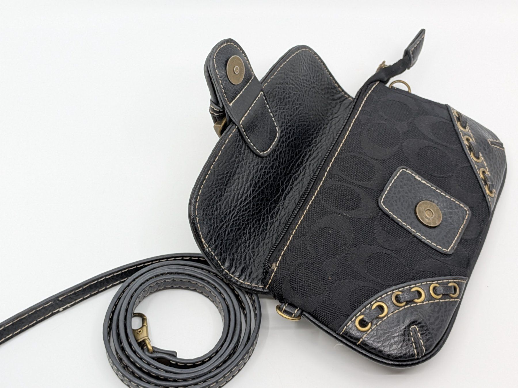 Coach Borse: Coach Mini Tasche – Usato da Emmen venduto da magelan 4