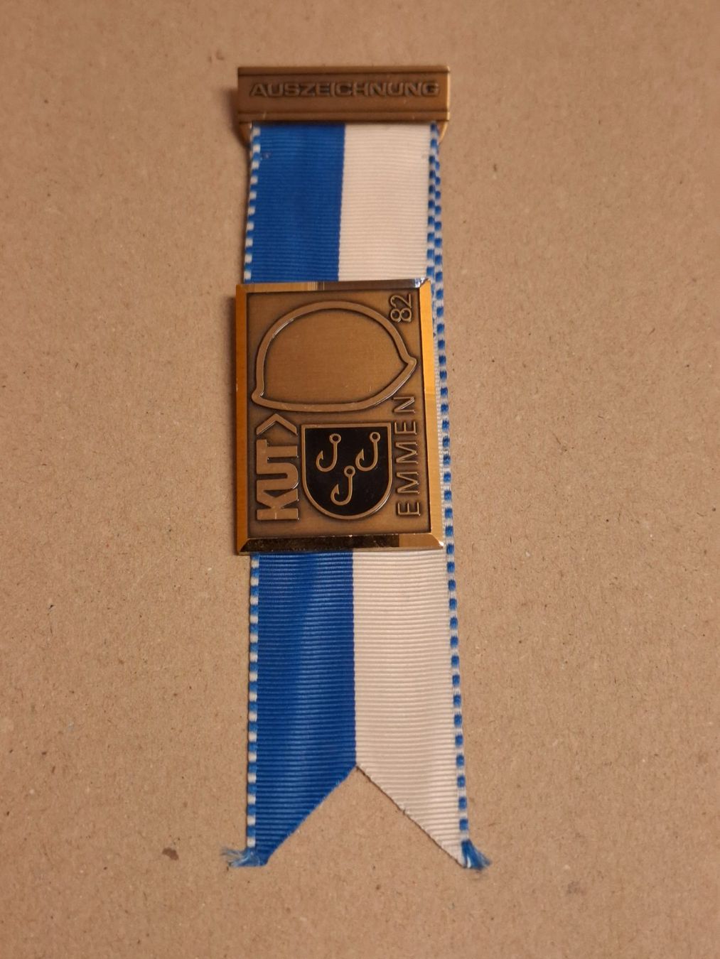 Medaglie: KUT Emmen 1982 (y36) – Usato da Schwanden GL venduto da Suvorov 3