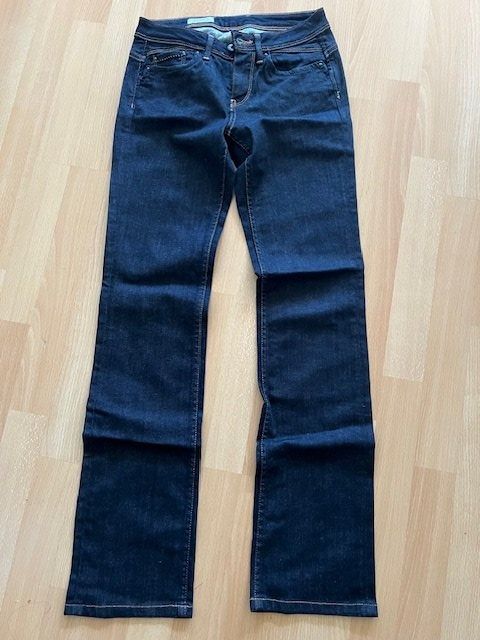Pepe Jeans Jeans: Jeans Pepe Jeans regular fit Gr. 26|32 – Gebraucht aus Wabern von MagdalenaWabern