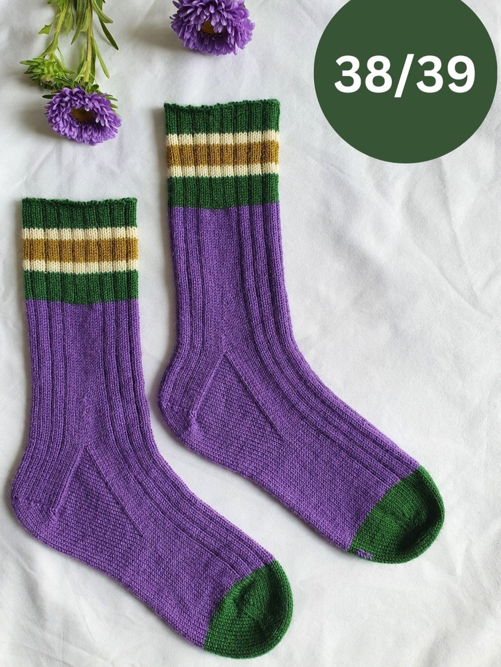Socken: Handgestrickte Socken, Gr. 38/39, Wollsocken, Geschenk – Neu und originalverpackt aus Neunkirch von Sandramay