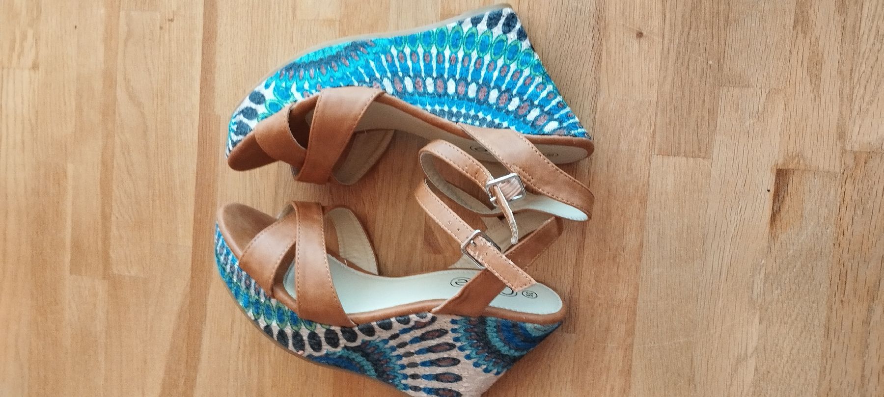 Scarpe da donna: Damen Sandalen von Cable 39 – Usato da Mörel venduto da MJoaoCosta 6