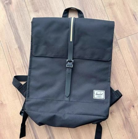 Herschel Rucksack Schwarz – 14L – Laptopfach
