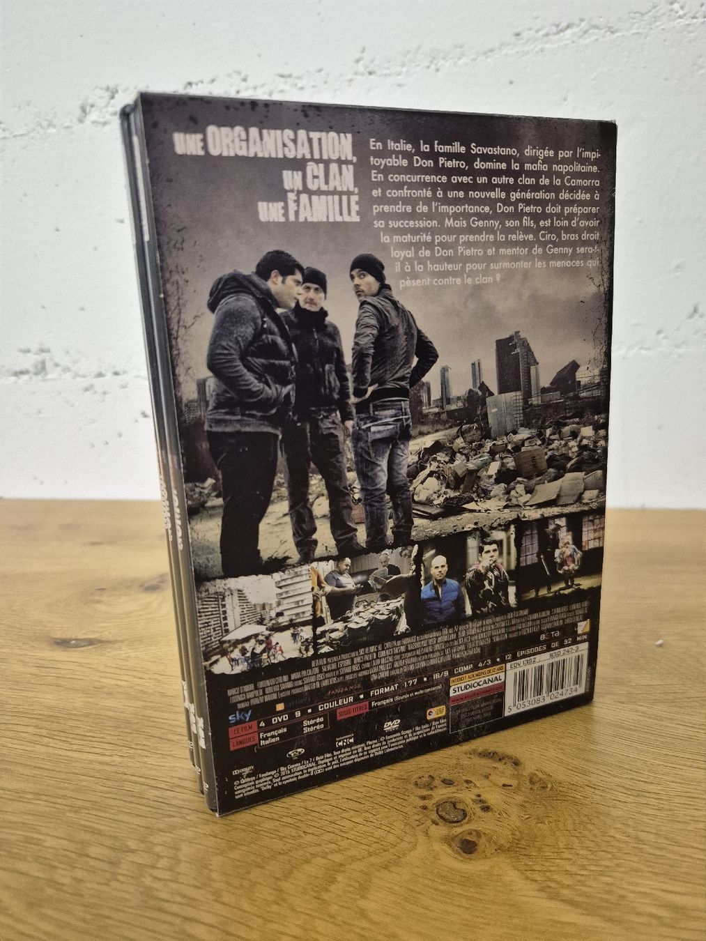 Tutti i DVDs: Coffret DVD Gomorra - Saison Complète (12 episodes) – Usato da Bogis-Bossey venduto da VNT-GE.ch 2