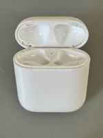 AirPods Ladehülle Case Ersatzteil Weiss Gebraucht