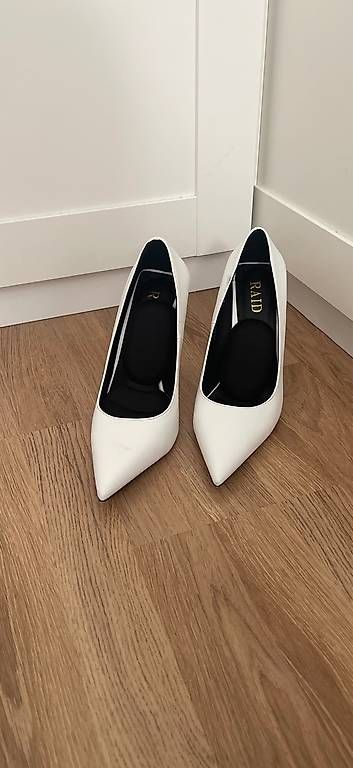 Scarpe da donna: Raid High Heels 39 – Usato da Abtwil SG venduto da Allyv