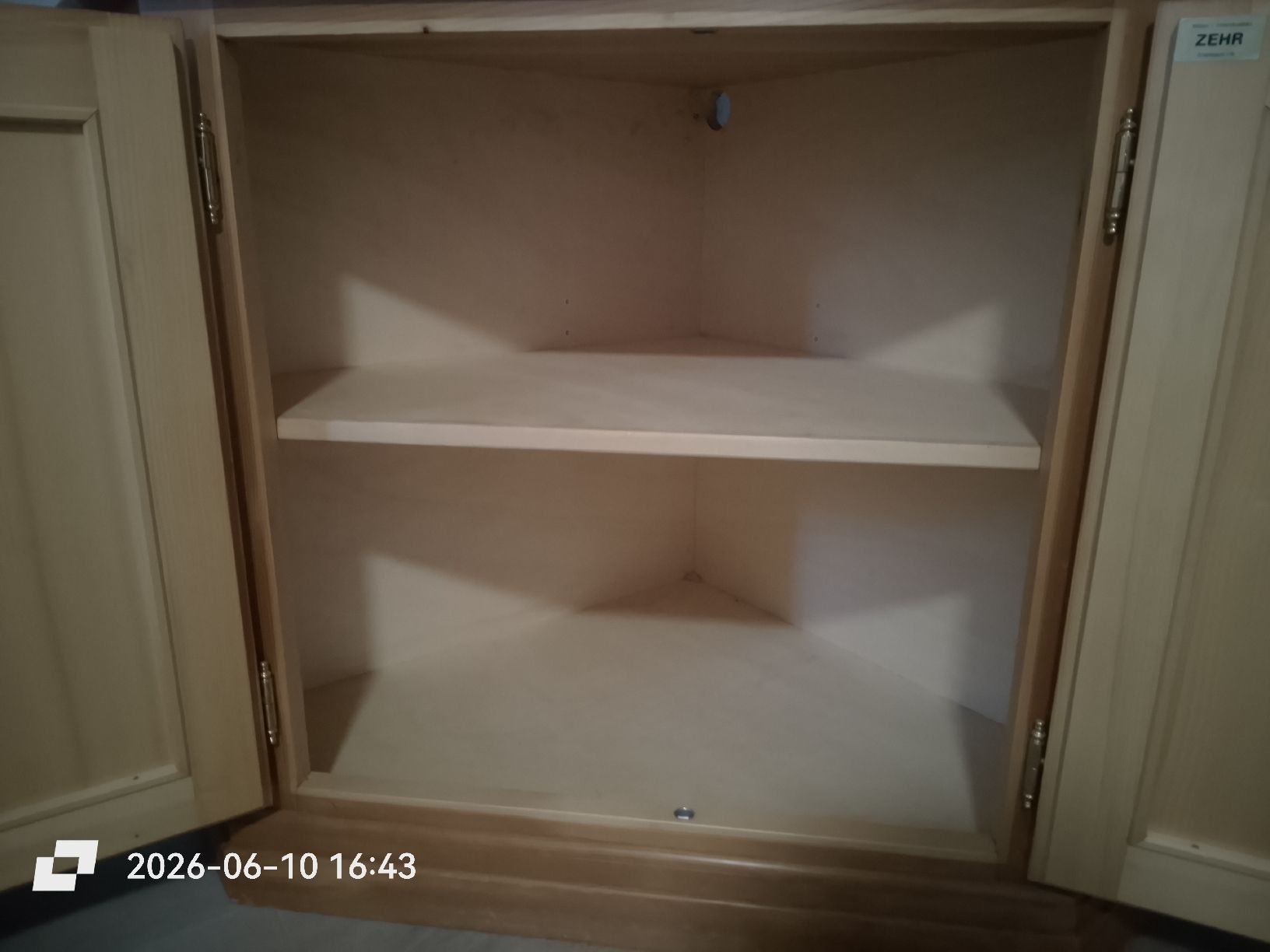 Cassettiere: Eckmöbel – Usato da Unteriberg venduto da Renato050 1