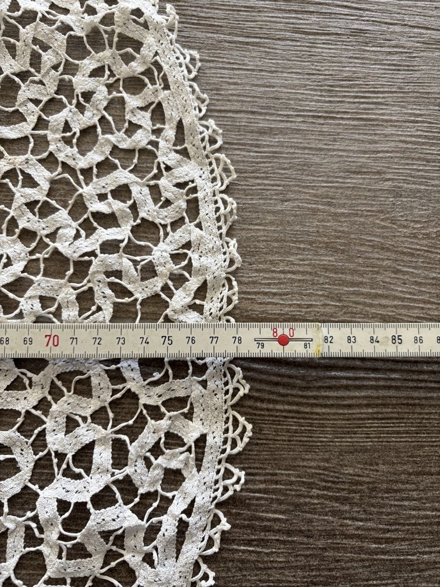 Altra biancheria da tavola: Rundes Spitzendeckchen weiss – Usato da Winterthur venduto da Bleistiftspitzer 2