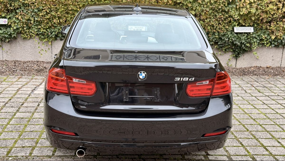 BMW Automobili: BMW 320d, Black Sedan, 2015 – Usato da Gossau SG venduto da mil_5cqh 3