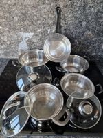 Diverse Töpfe mit Deckel