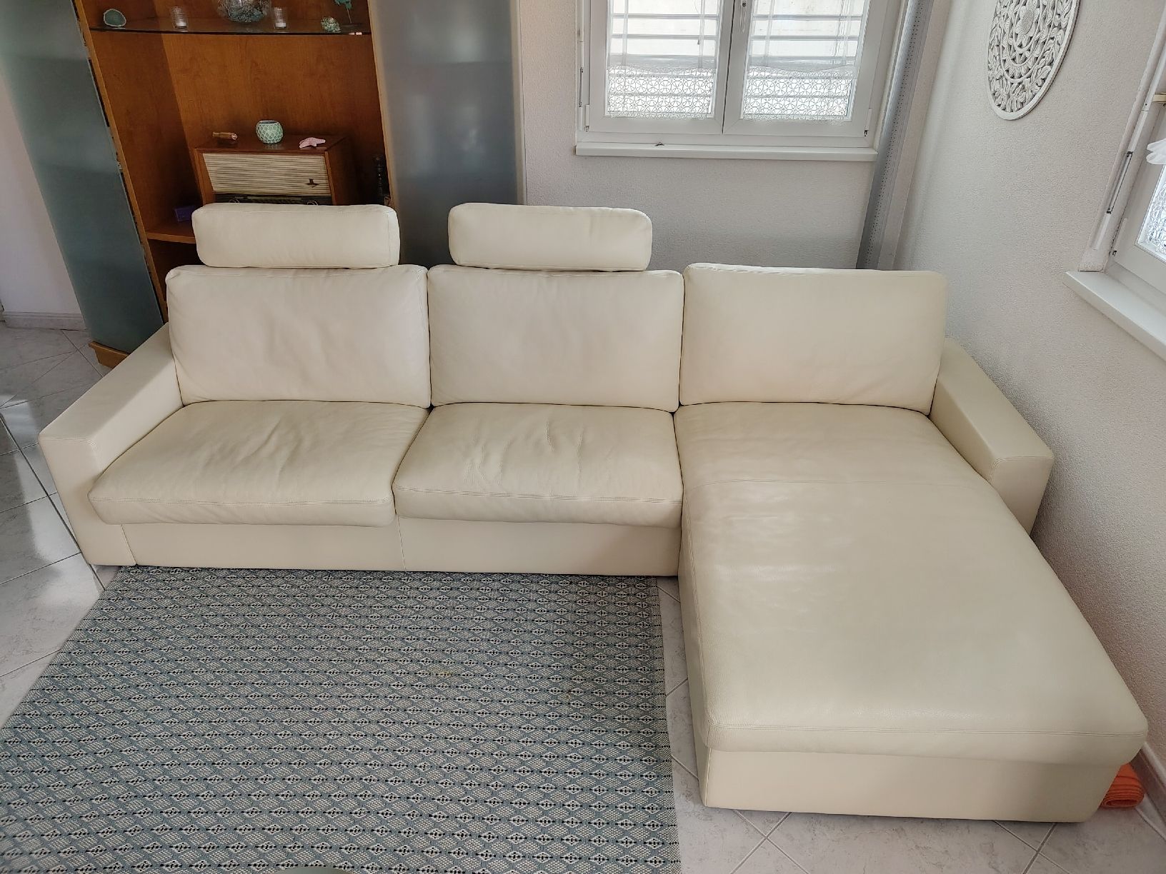 Sofas: Ecksofa Leder creme gebrauchter Zustand – Gebraucht aus Winterthur von Rockbeat