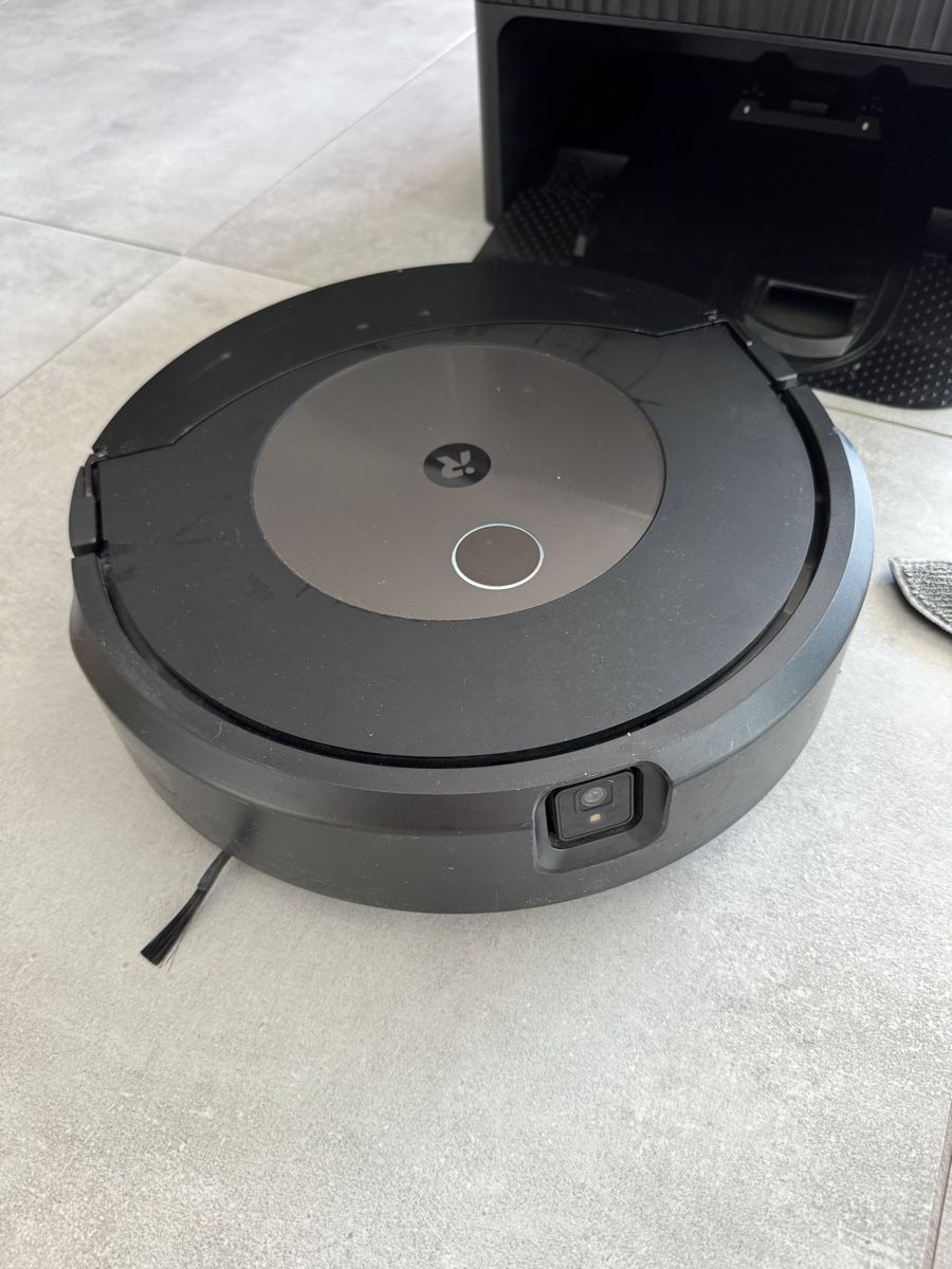 Irobot Aspirapolveri & Accessori: Roomba Combo® j9+ Saug- und Wischroboter – Usato da Oberbüren venduto da Fashion_01 1