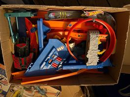 Lot Hot Wheels