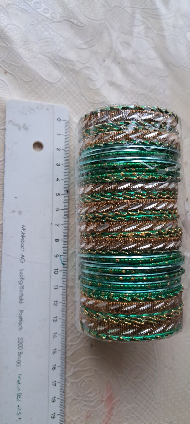 Bracelets: Bangle set green and gold new – Neuf (Voir description) à Bern par mahilini 2