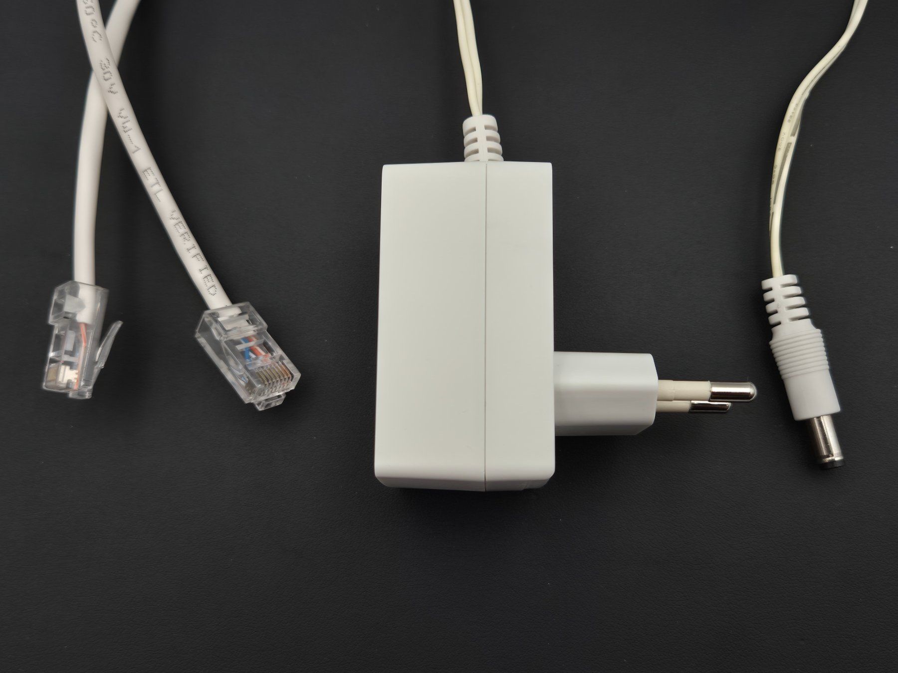 Philips Unità & Adattatore: Philips Hue Bridge 2.1 - Pont Parfait Etat – Nuovo (secondo la descrizione) da Riddes venduto da flo_ngl8 1