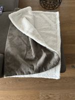 Kuscheldecke anthrazit von Big Bertha