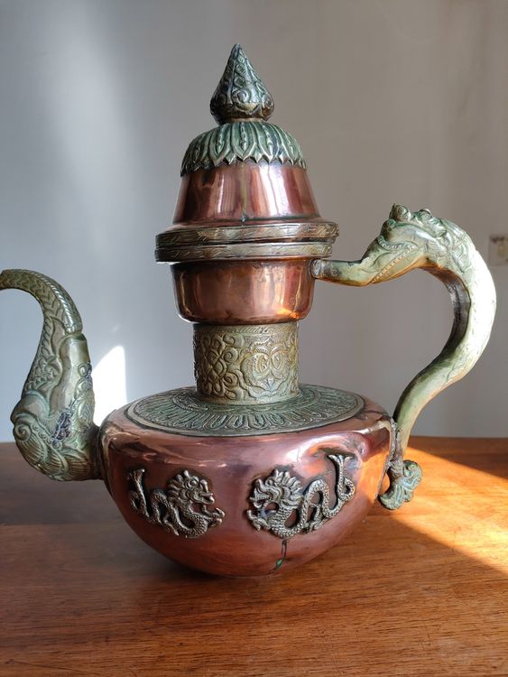 GRANDE THÉIÈRE / aiguière orientale artisanale en cuivre et laiton. EUR