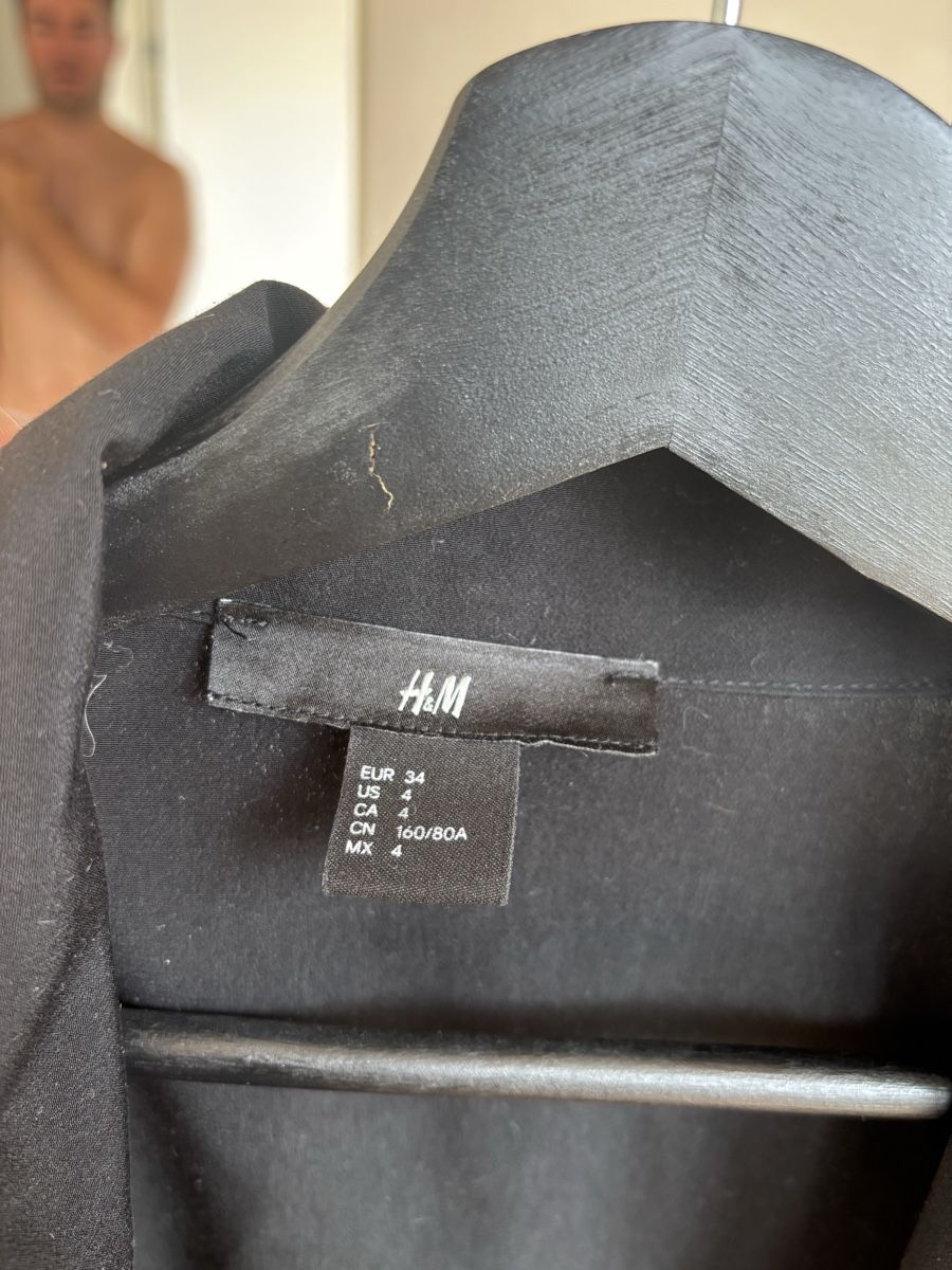 H&M Completi & Tailleur: Blazer long noir H&M – Usato da Zürich venduto da mps_9cp7 4