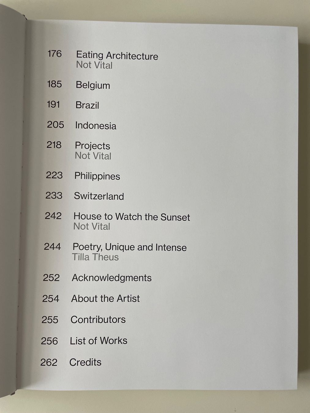 Livres: Not Vital. Scarch, Publikation 2020 – Neuf avec emballage d'origine à Zürich par san_z75z 3