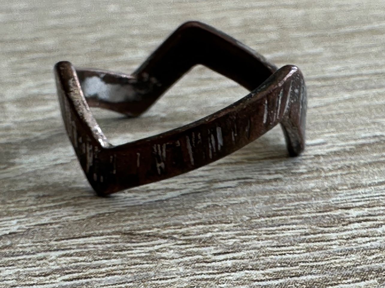Anelli: 💍 Gebrauchter Designring mit markanter Form Grösse 61 – Usato da Weggis venduto da Gore01 2