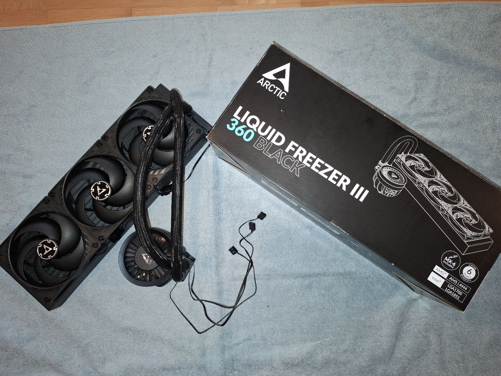 Composants électroniques: Arctic Liquid Freezer 3 AiO 360mm – D'occasion à Winterthur par justs0m3guy