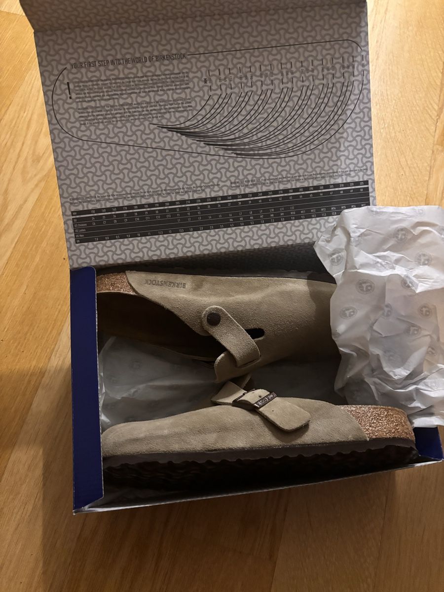 Birkenstock Scarpe da uomo: Birkenstock Boston Size 44 – Nuovo (secondo la descrizione) da Basel venduto da jai_tf7s