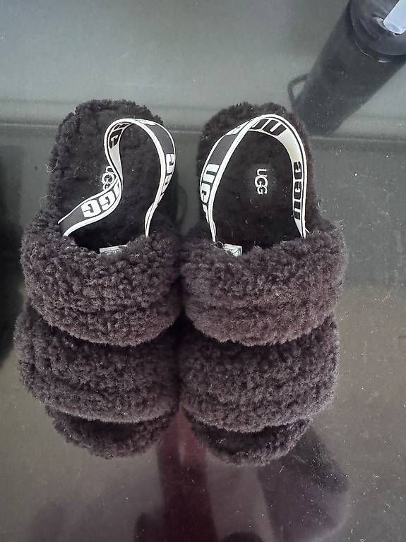Ugg Scarpe da donna: UGG Fluffita gr. 37 – Nuovo (secondo la descrizione) da Vogelsang AG venduto da sabinissima 1