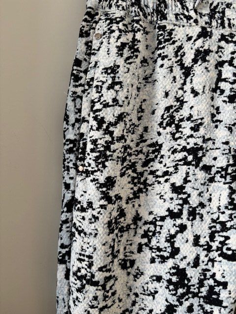 H&M Pantaloni: Coole Hose im Joggingstyle – Usato da Zürich venduto da CoCos_Closet 3