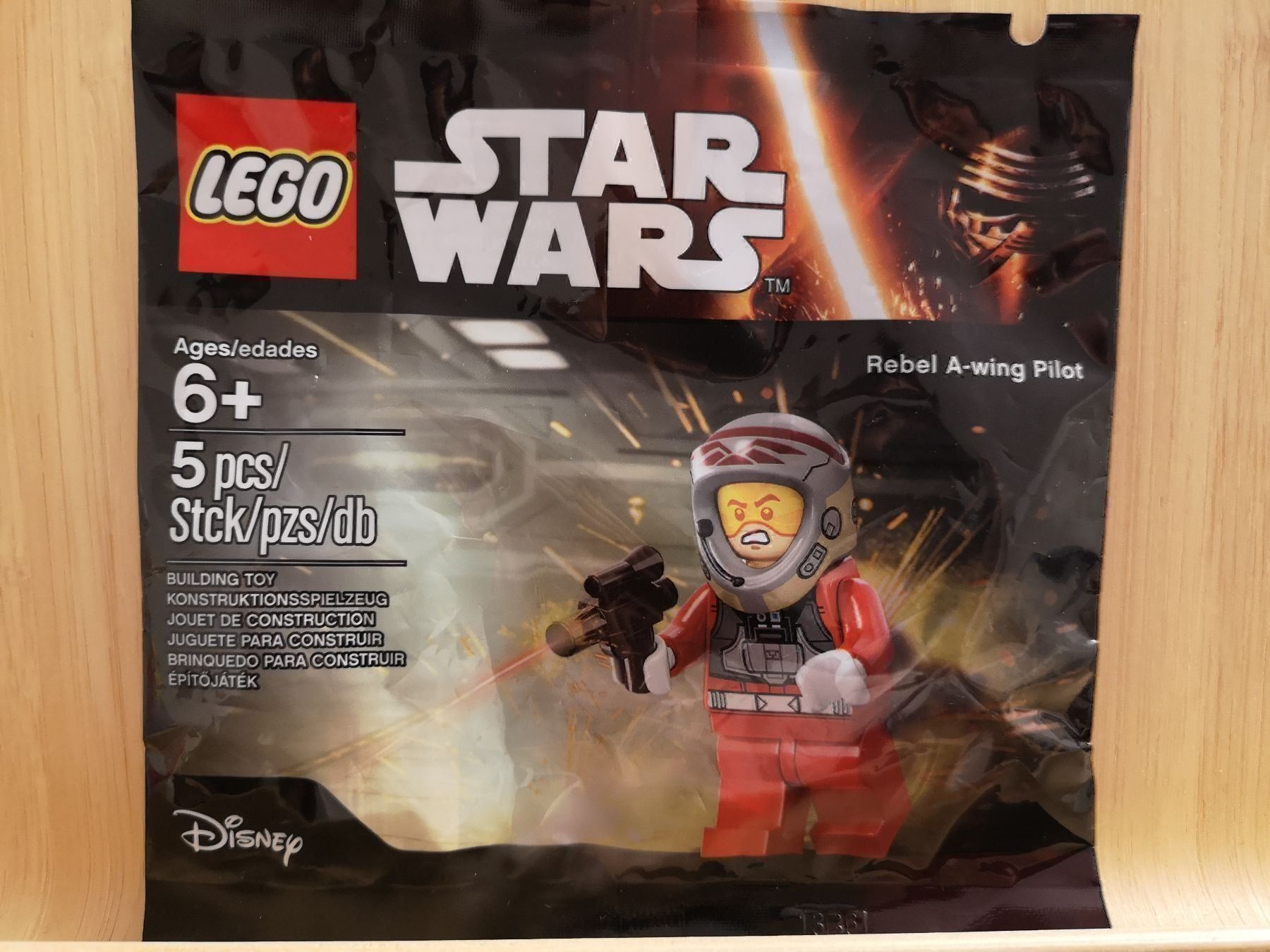 Lego Kit di costruzioni: Lego Star Wars  Rebel A-wing Pilot – Nuovo e nell'imballaggio originale da Echichens venduto da aegis0129