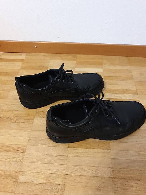 Scarpe da uomo: Herren Lederschuhe Grösse 45 schwarz  – Usato da Zürich venduto da Verkaufen_Oerlikon