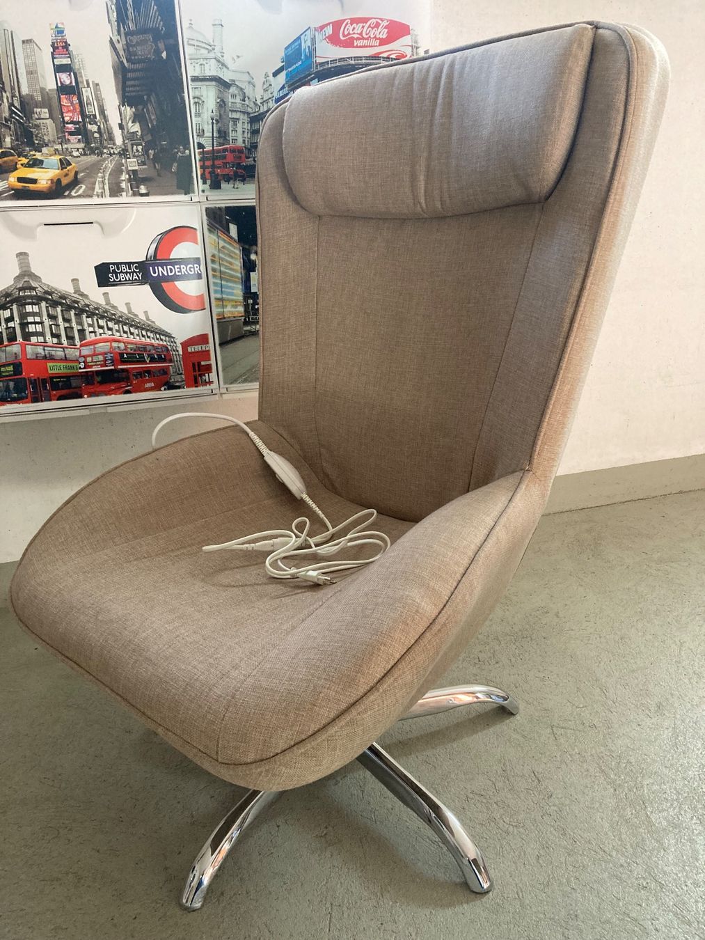 Poltrone: Relaxsessel mit Heizfunktion & Hocker | Drehbar | Beige – Usato da Sonterswil venduto da VD-Service 1