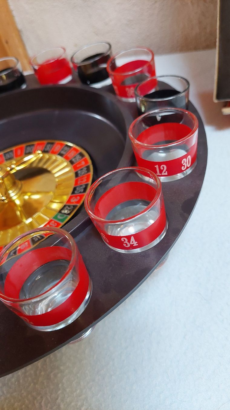 Jeux: Jeu roulette à boire – D'occasion à Marsens par fakia 5