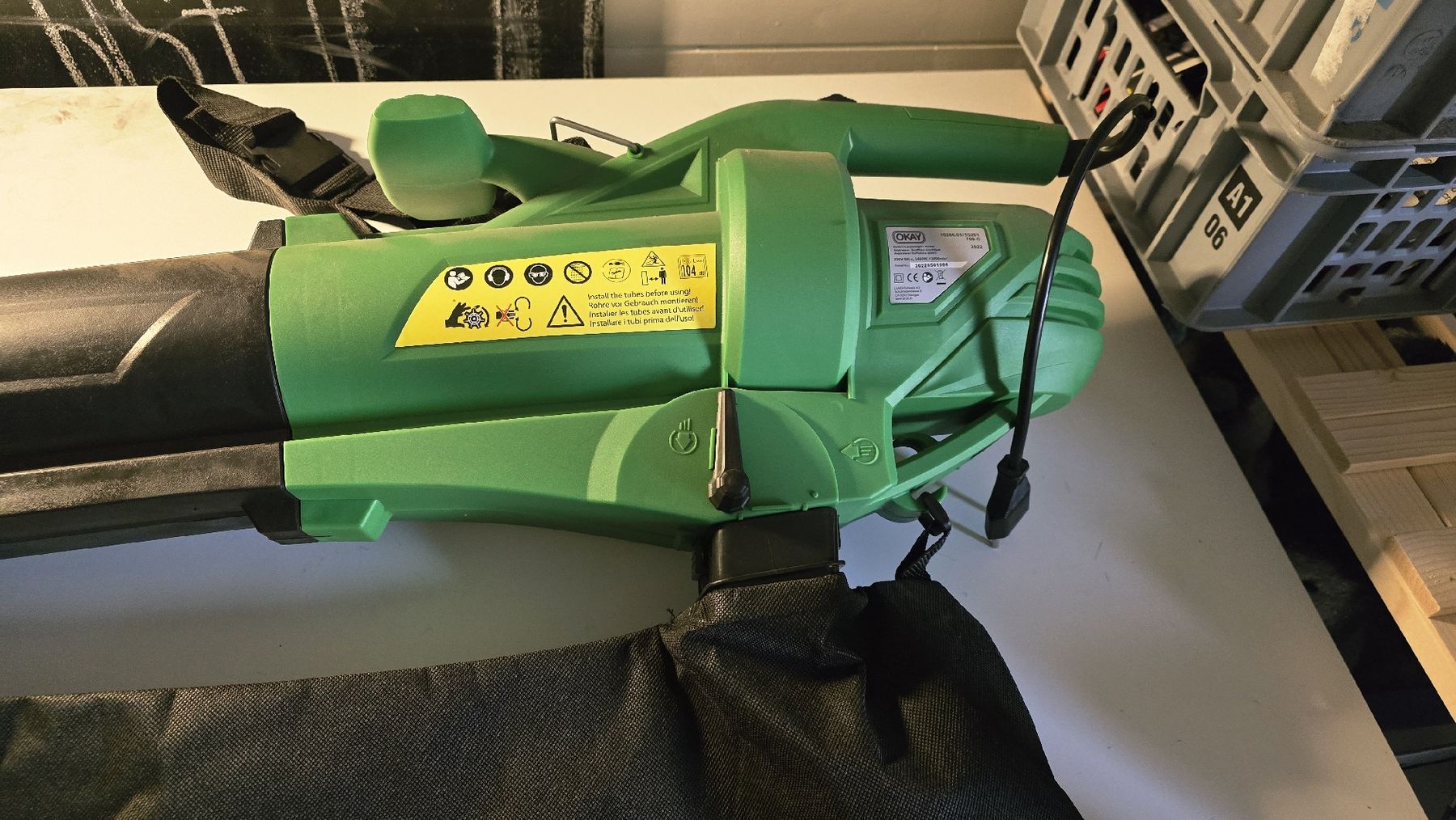 Soffiatori & Aspiratori per foglie: Elektro-Laubsauger/Bläser, neu – Nuovo (secondo la descrizione) da Dussnang venduto da Priska2285 3