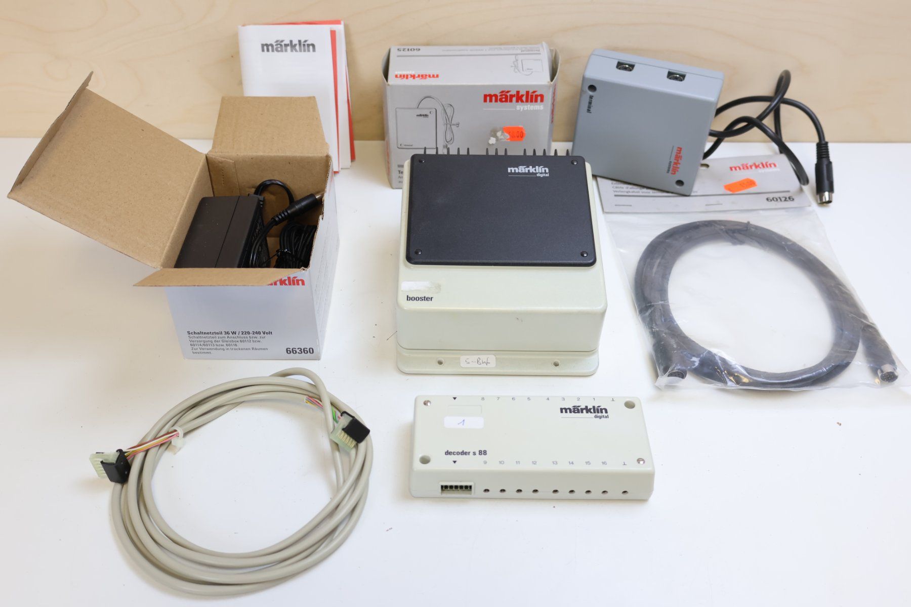 Märklin Digital Decoder + Booster + Trafo + mehr H0 (Gebraucht) in ...