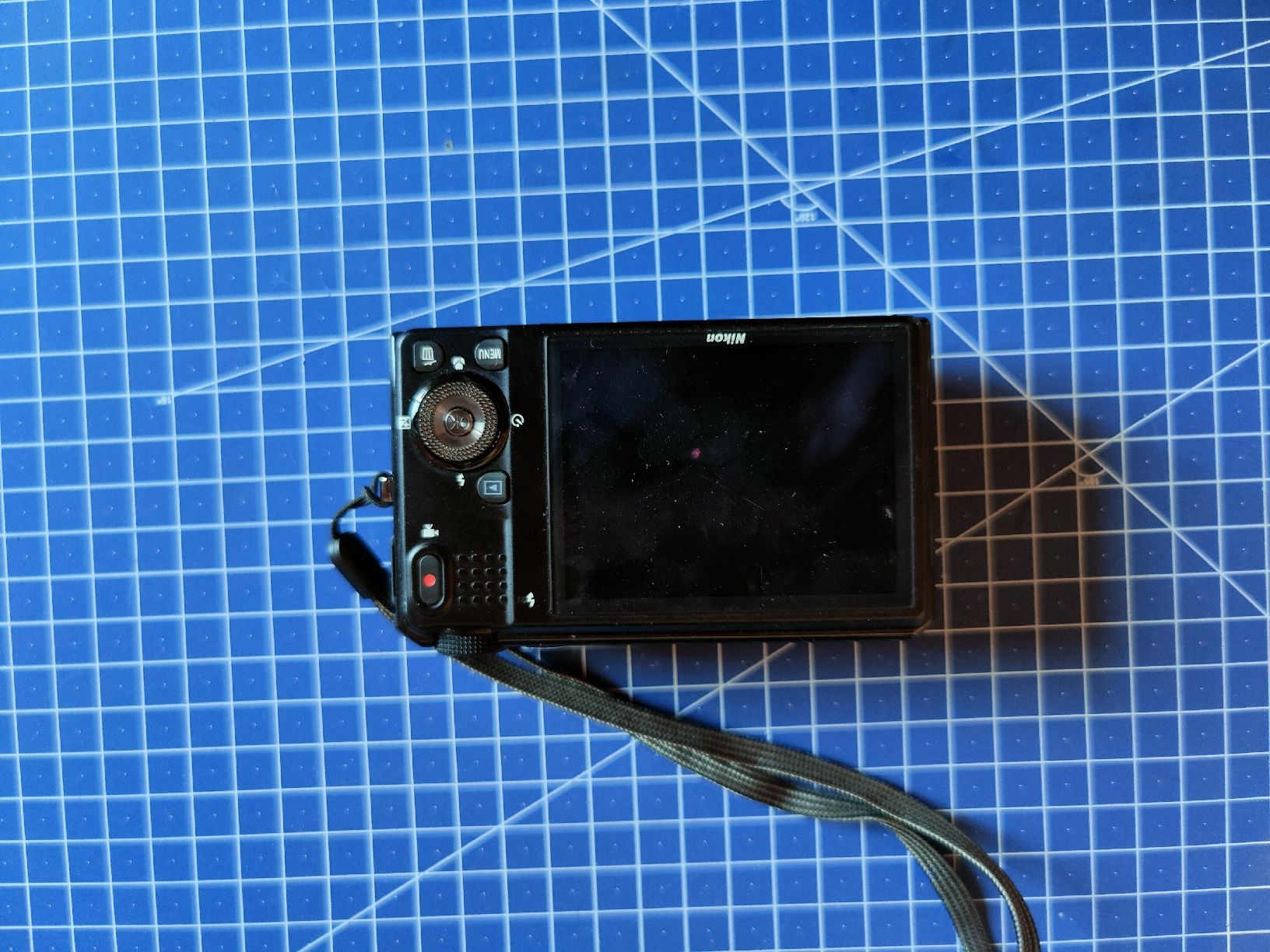 Nikon Appareil photo: Nikon coolpix S9100 – D'occasion à Saignelégier par 2CoB9 1