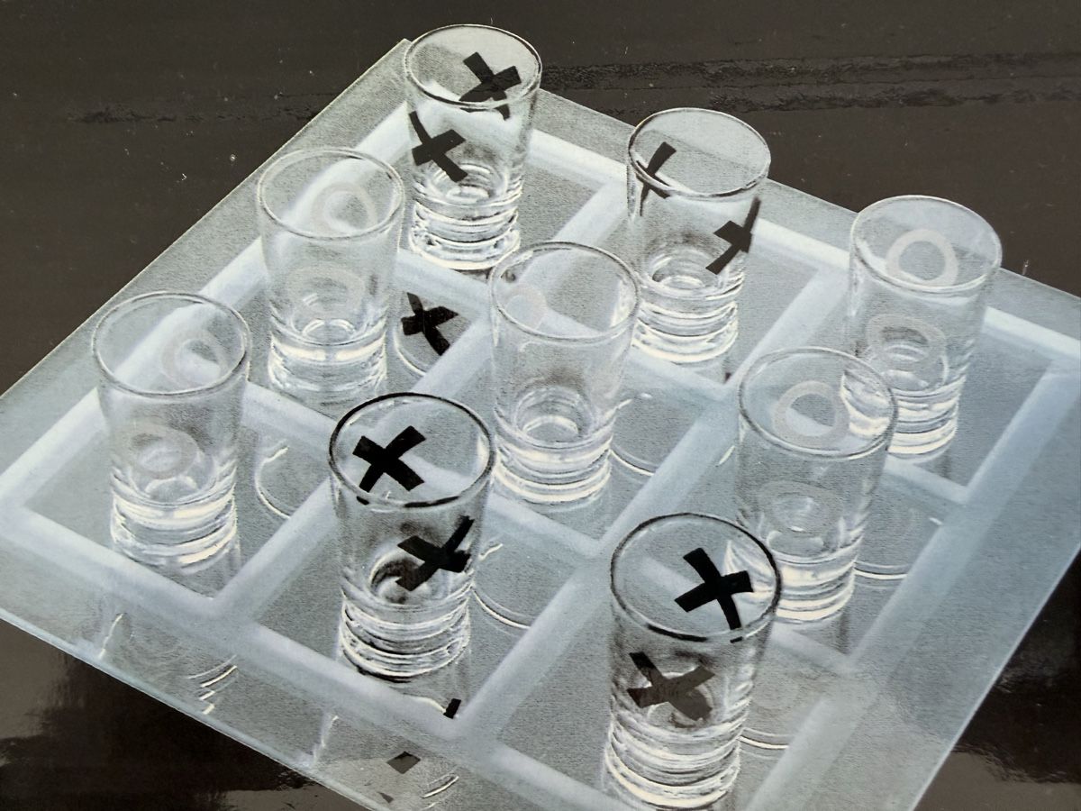 Bicchieri: TIC TAC TOE Whisky Shotgläser – Nuovo (secondo la descrizione) da Lugnorre venduto da ulr_lqc6