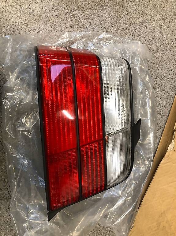 Scheinwerfer: Heckleuchte links BMW E36 Limousine – Gebraucht aus Horgen von hurusuku51