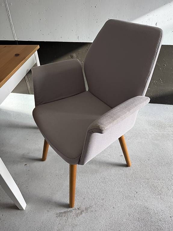 Set di tavolo e panche: Tisch und 2 Stühle – Usato da Wollerau venduto da isa_fx8n 3