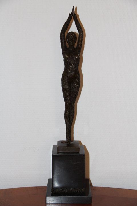 Sculpture en bronze sur socle marbre . | Kaufen auf