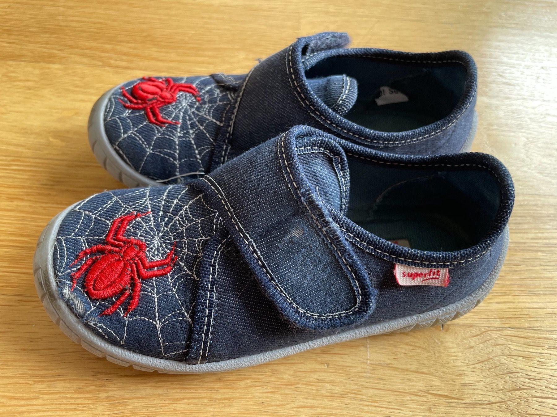 Superfit Scarpe per ragazzi: Superfit Hausschuhe Gr. 25 Top – Usato da Baden venduto da eklym 3